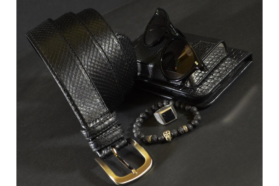 PYTHON - BLACK MATTE