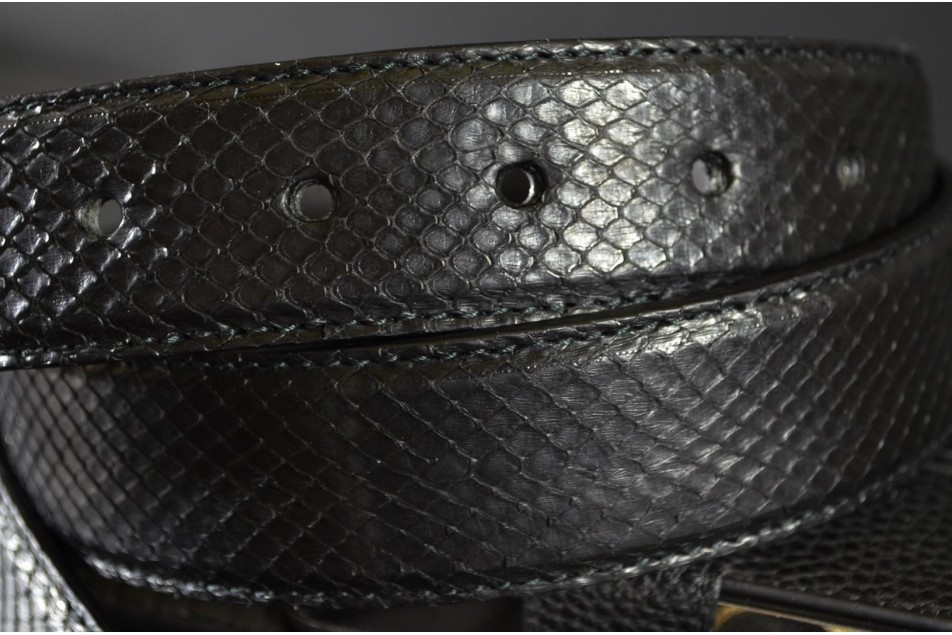 PYTHON - BLACK MATTE