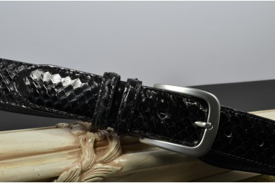PYTHON - BLACK SHINY