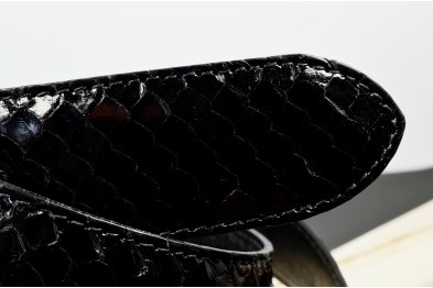 PYTHON - BLACK SHINY