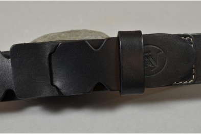 ARROW - BLACK