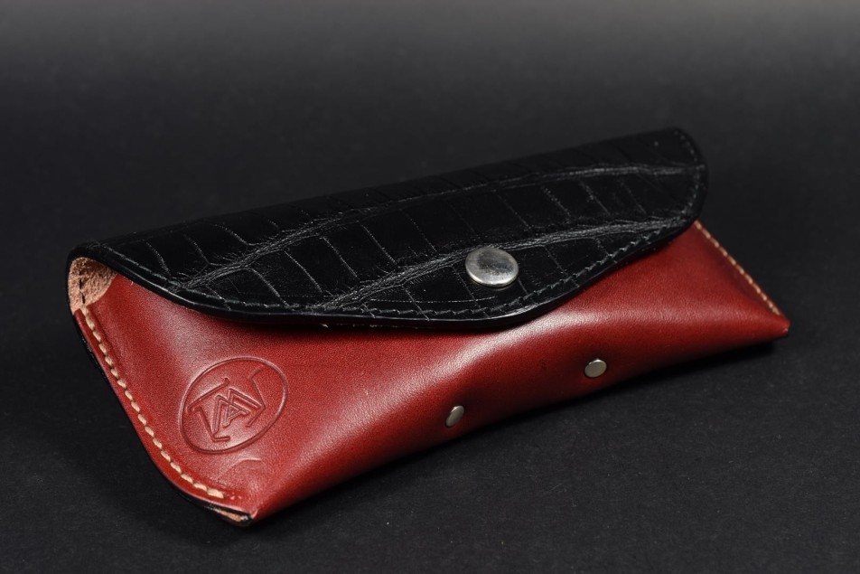 VISUM - ALIGATOR NEGRO BURDEOS