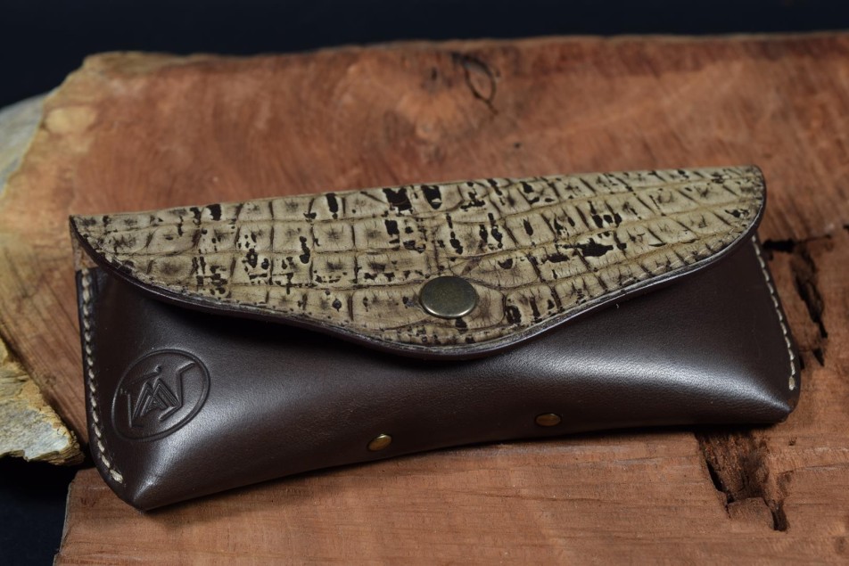 VISUM - ALLIGATOR CORK BROWN