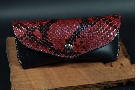 VISUM - PYTHON BURGUNDY 2