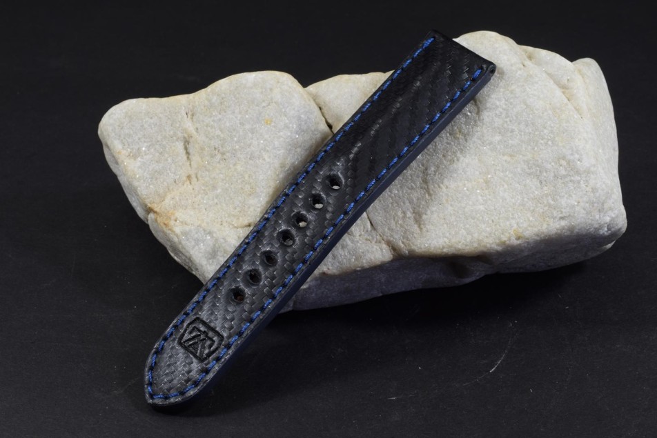 546 CARBON BLUE 22/22 130/80 MM