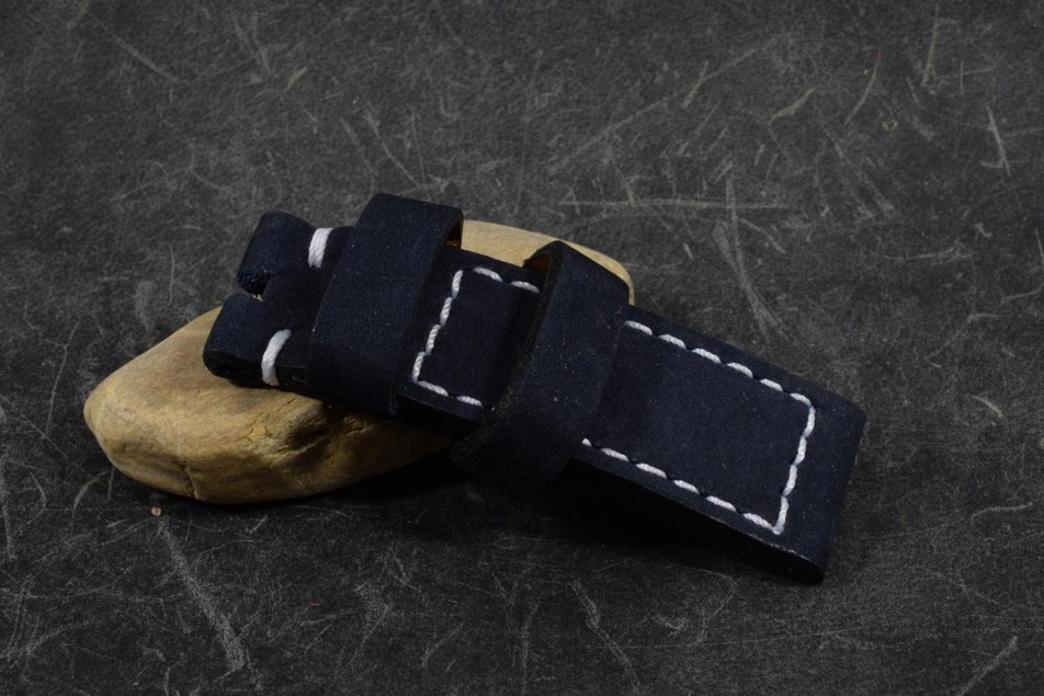 626 NUBUCK SCHWARZ II 22/22 115/75 MM