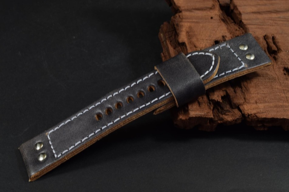 522 GRAVIS SCHWARZ 26/24 130/80 MM