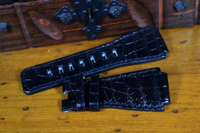 BR - ALLIGATOR ROUND - BLACK SHINY