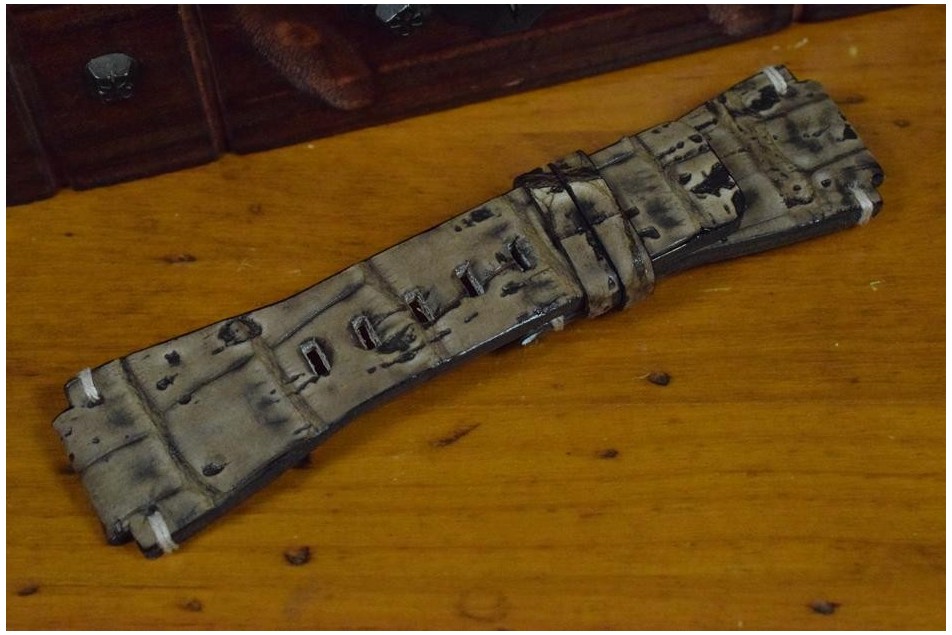 BR - ALLIGATOR NUBUCK - CORK BROWN FANTASY