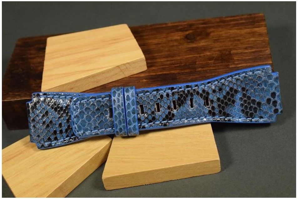 BR - PYTHON - BLUE JEANS