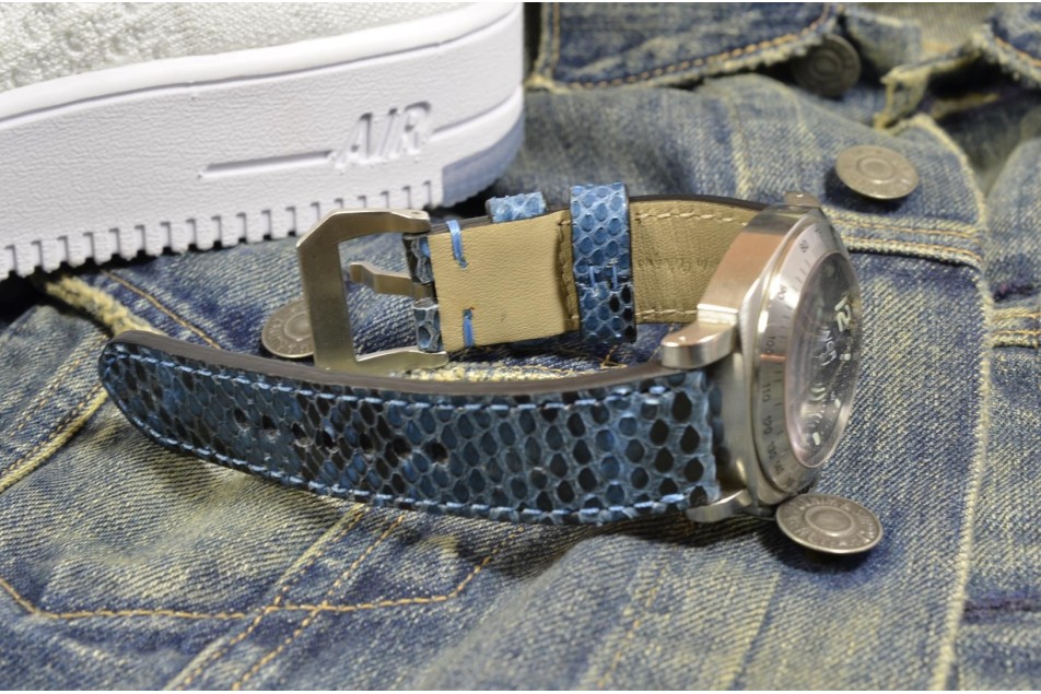 BLUE JEANS