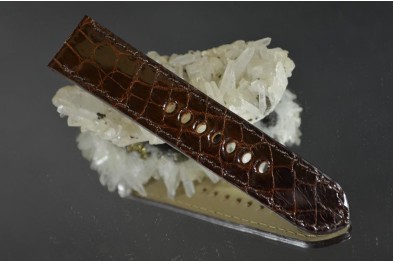 169 ALIGATOR - MARRON TOBACCO 24/22  115/75 MM D