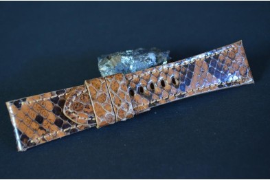 172 PYTHON - BRAUN HONIG 26/22  115/75 MM D