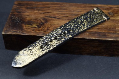 194 KRÖTE - SCHWARZ GOLD 22/20 130/80 MM