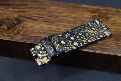 196 KRÖTE - SCHWARZ GOLD 20/20 130/80 MM