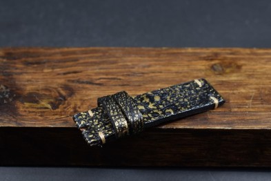200 KRÖTE - SCHWARZ GOLD 20/20 115/75 MM