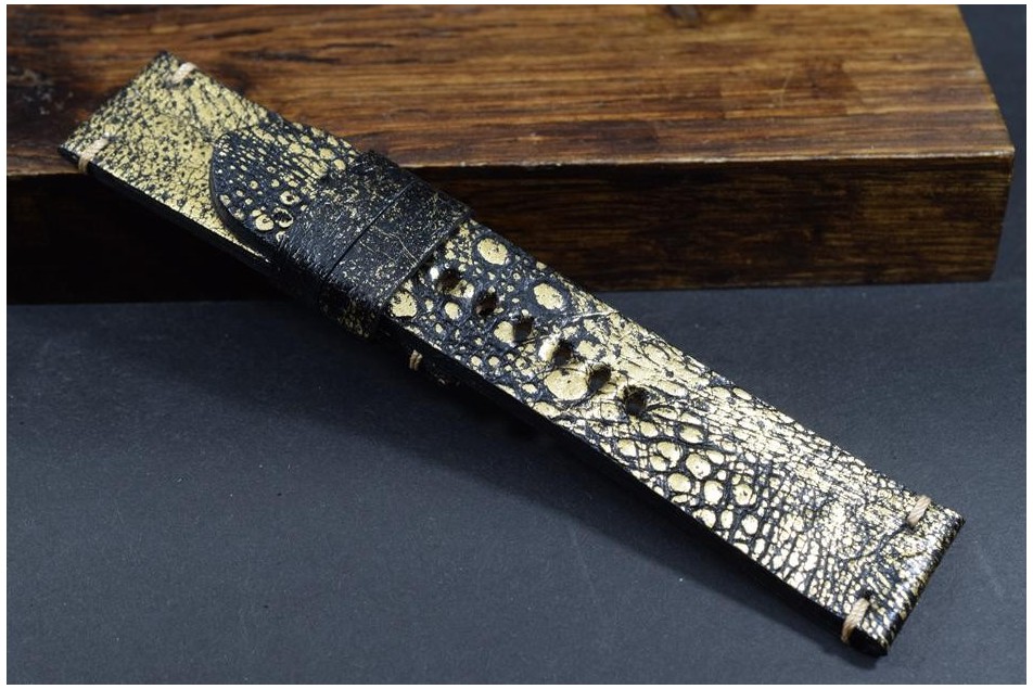 219 KRÖTE - SCHWARZ GOLD 26/24 130/80 MM