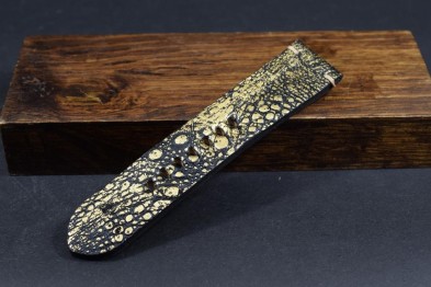 219 KRÖTE - SCHWARZ GOLD 26/24 130/80 MM