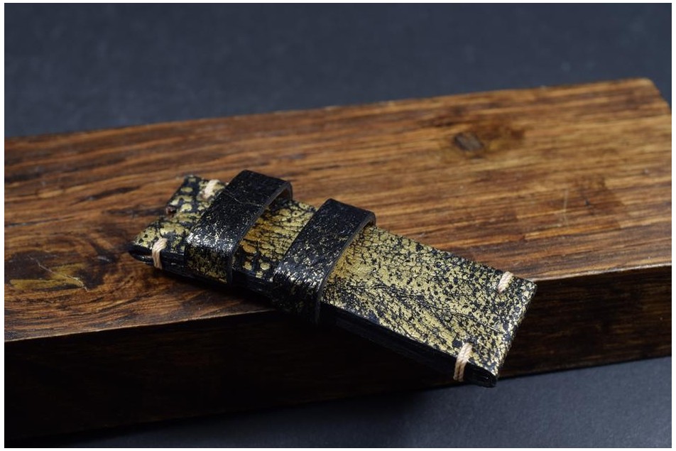 219 KRÖTE - SCHWARZ GOLD 26/24 130/80 MM
