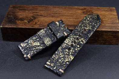 220 KRÖTE - SCHWARZ GOLD 26/26 115/75 MM