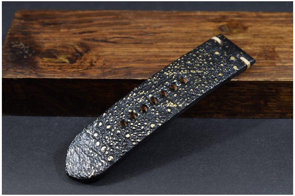 221 KRÖTE - SCHWARZ GOLD 26/26 115/75 MM