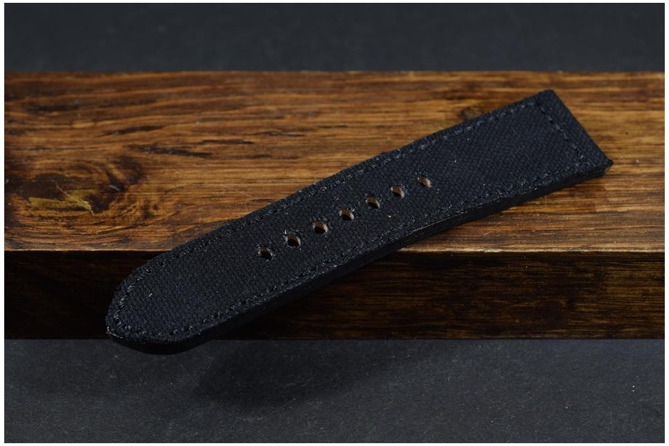 656 CANVAS - BLACK 24/22 115/75 MM