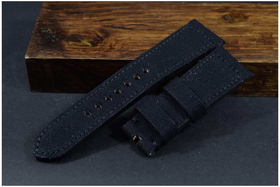658 CANVAS - SCHWARZ 26/22 130/80 MM