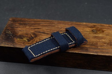 677 CANVAS - DUNKEL BLAU 26/26 130/80 MM