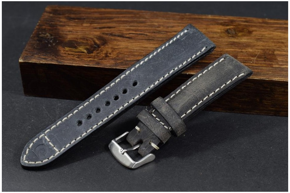684 SAVAGE SCHWARZ 22/20 - 130/80 MM
