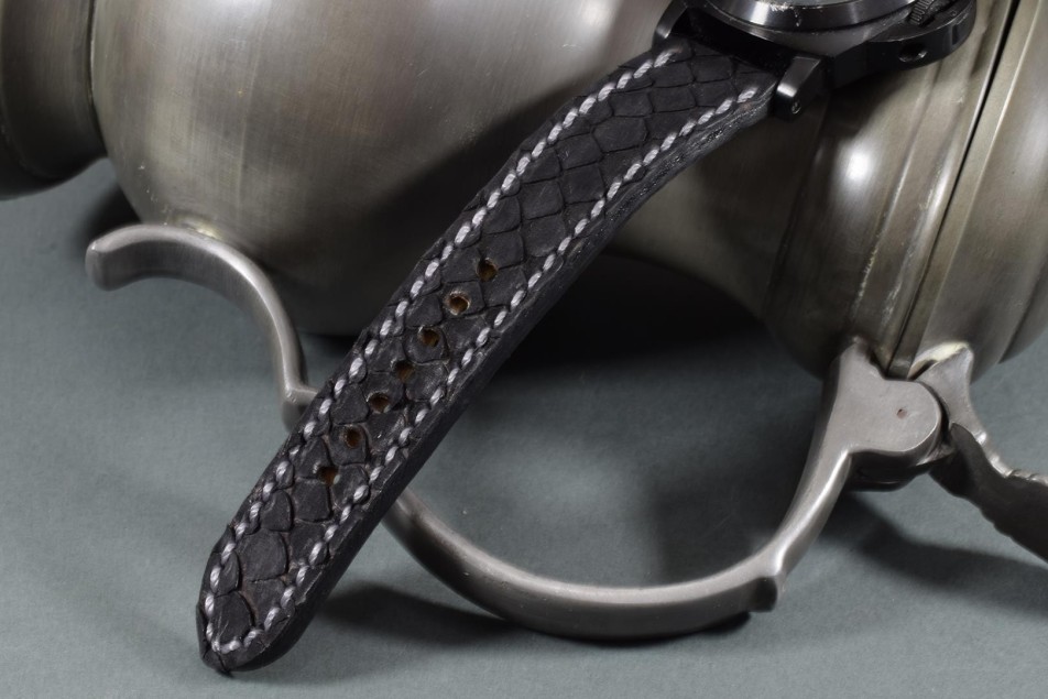 ANOBUCADA - NEGRO II