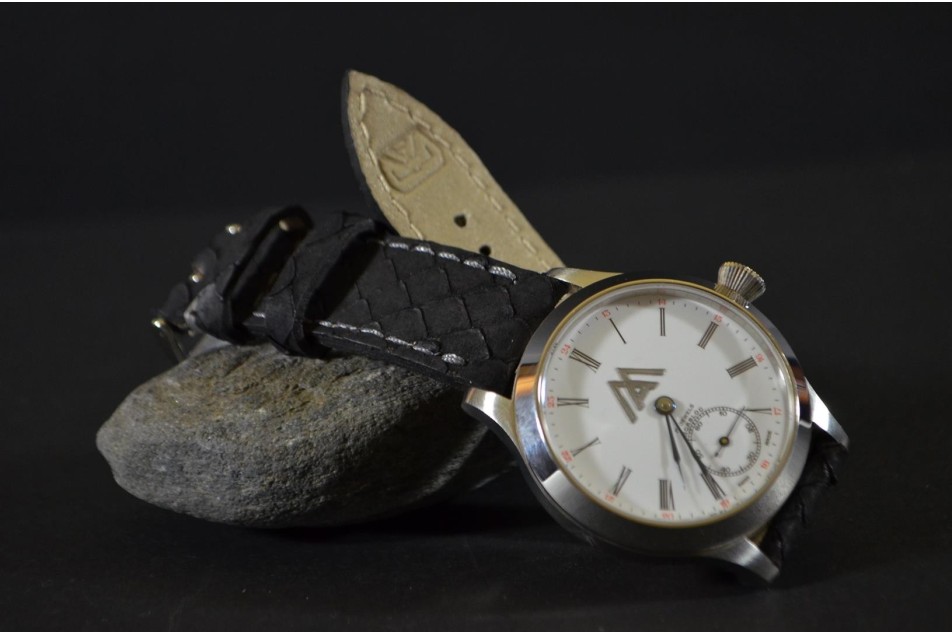 ANOBUCADA - NEGRO II