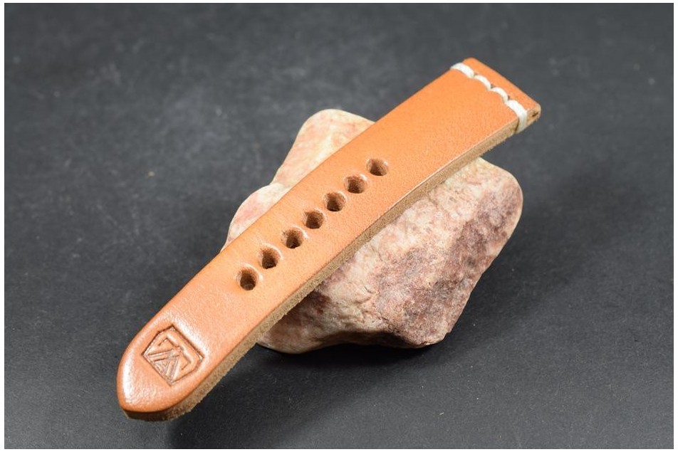 696 MALAGA - WALNUT BROWN 22/20 115/75 MM