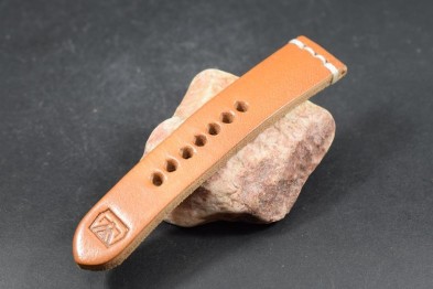 696 MALAGA - WALNUT BROWN 22/20 115/75 MM