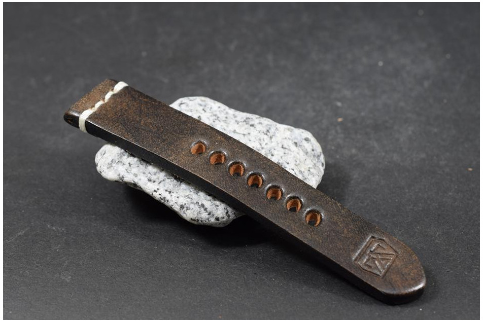 735 OIL NEGRO II VIEJO 20/18 115/75 MM