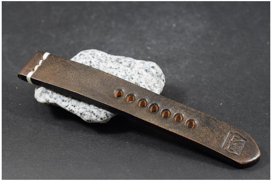 737 OIL NEGRO II VIEJO 20/18 130/80 MM