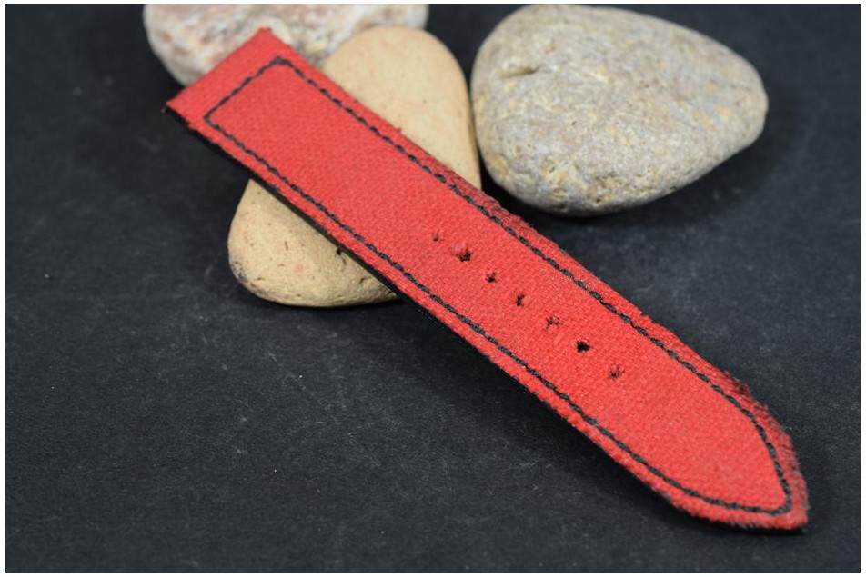 758 CANVAS - RED 20/20 115/75 MM