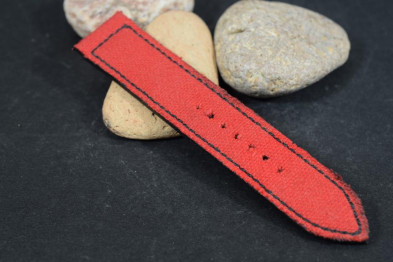 758 CANVAS - RED 20/20 115/75 MM