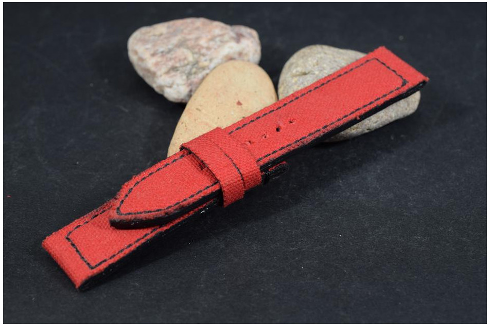 758 CANVAS - RED 20/20 115/75 MM