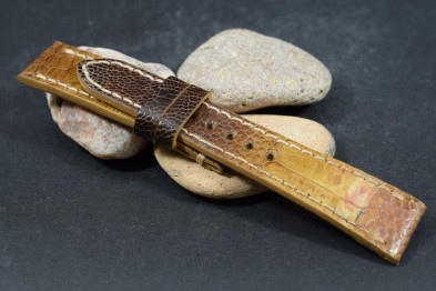 261 OSTRICH LEG - BROWN WALNUT 20/18  115/75 MM