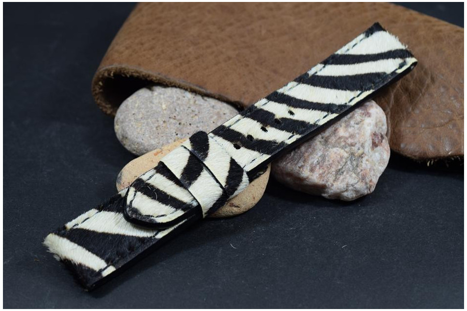 800 CALF ZEBRA LONGHAIR 23/22 - 130/80 MM