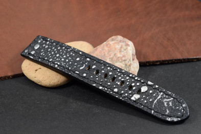 271 KRÖTE - SCHWARZ SILBER 22/22 130/80 MM