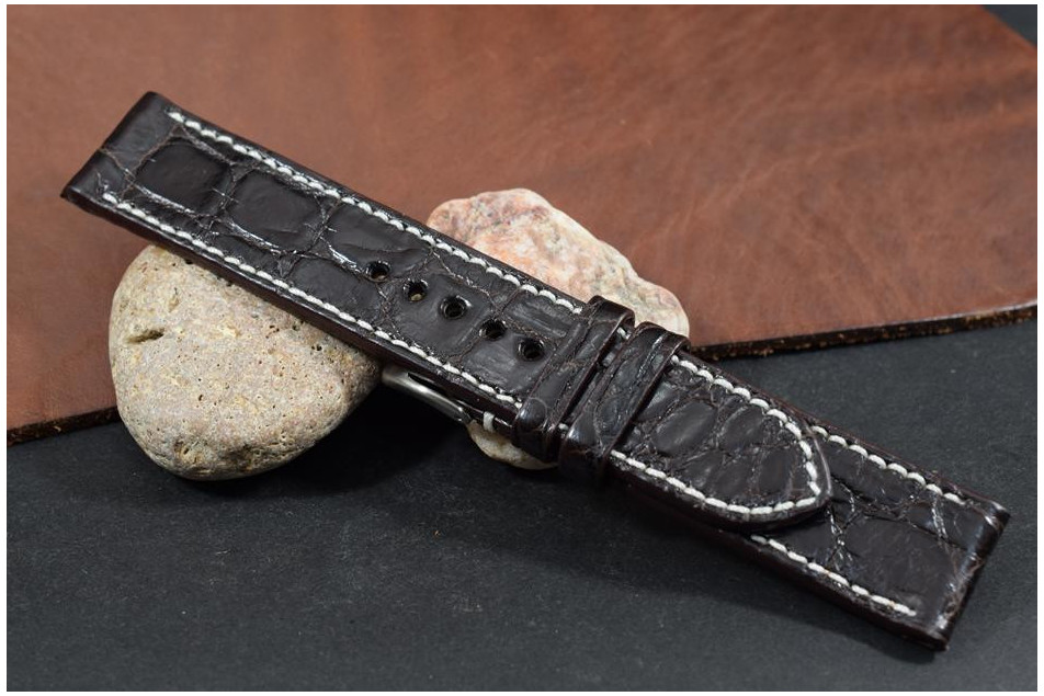 272 ALIGATOR - BROWN II   22/22 130/80 MM