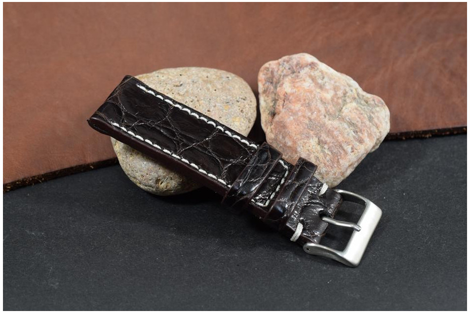 272 ALIGATOR - BROWN II   22/22 130/80 MM