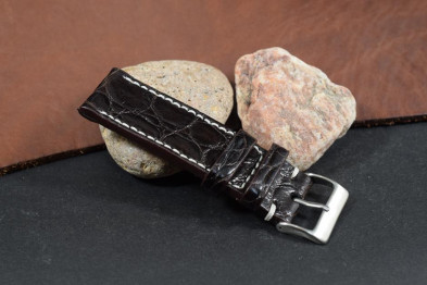 272 ALIGATOR - BROWN II   22/22 130/80 MM