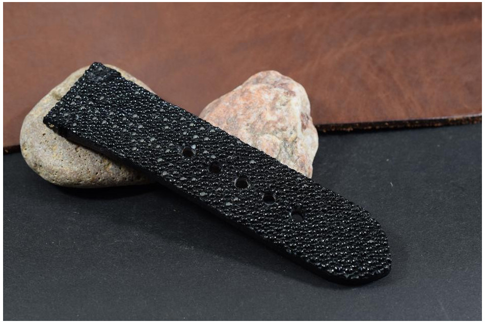 274 PEZ RAYA - NEGRO 26/24 115/75 MM