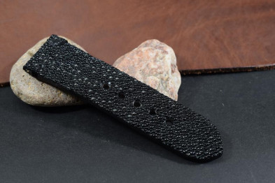 274 ROCHEN - SCHWARZ 26/24 115/75 MM