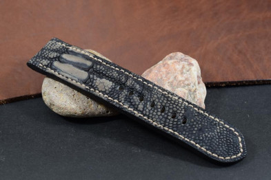 275 OSTRICH LEG - BLACK FANTASY  24/24  130/80 MM