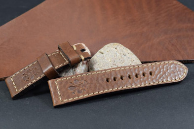 809 LILY BROWN  26/24 135/80 MM