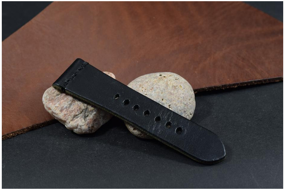 824 SALERNO - BLACK I 26/22 115/75 MM