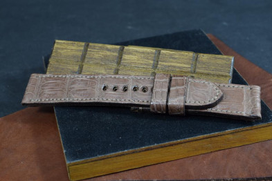 291 ALIGATOR - BROWN PEANUT   24/22 130/80 MM